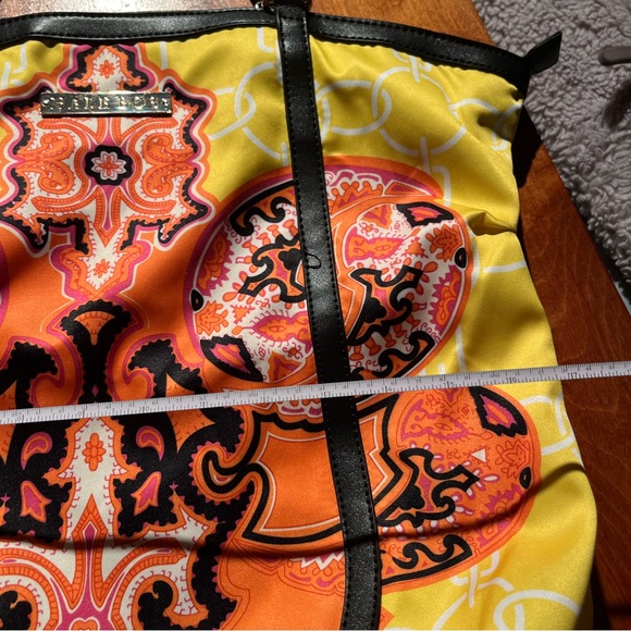 Shoulder Tote - Picture 2 of 6